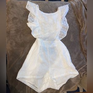 RUBY & JENNA Lace romper Mini